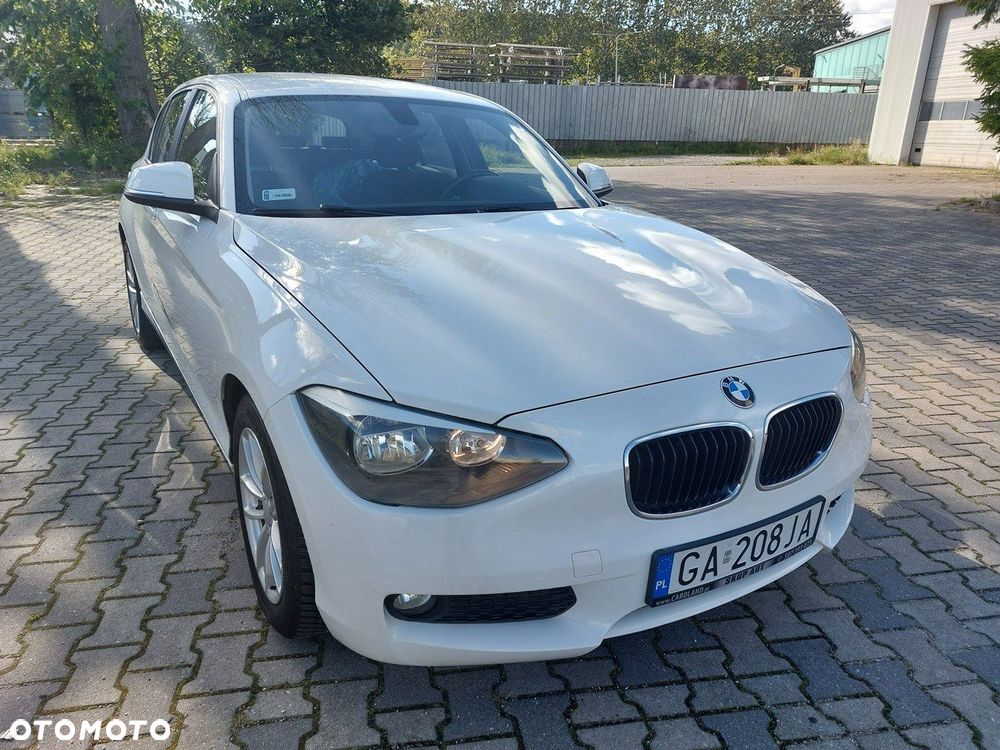 BMW Seria 1 114i - 11
