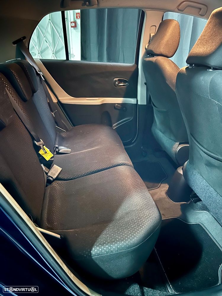 Toyota Yaris 1.0 VVT-i ACtive+AC - 13