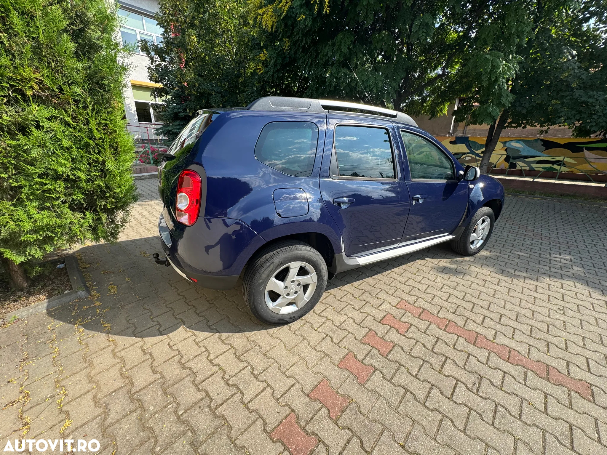 Dacia Duster 1.5 dCi 4x2 Laureate - 4