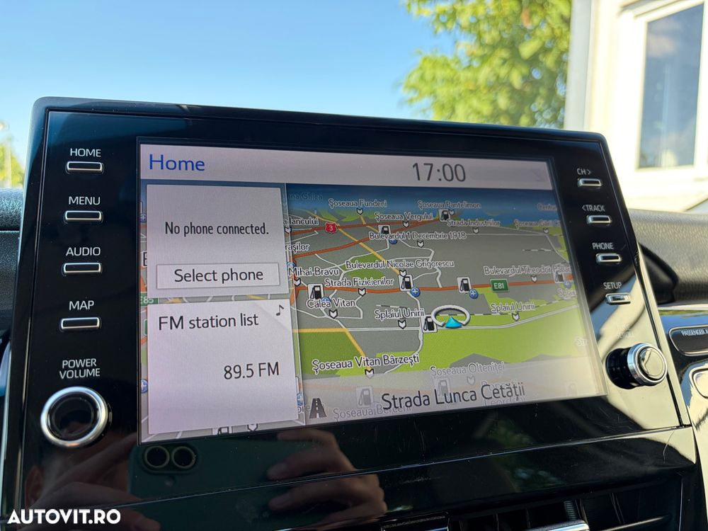 Toyota Camry 2.5 Exclusive - 23