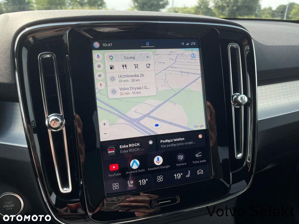 Volvo XC 40 B3 Plus Dark - 17