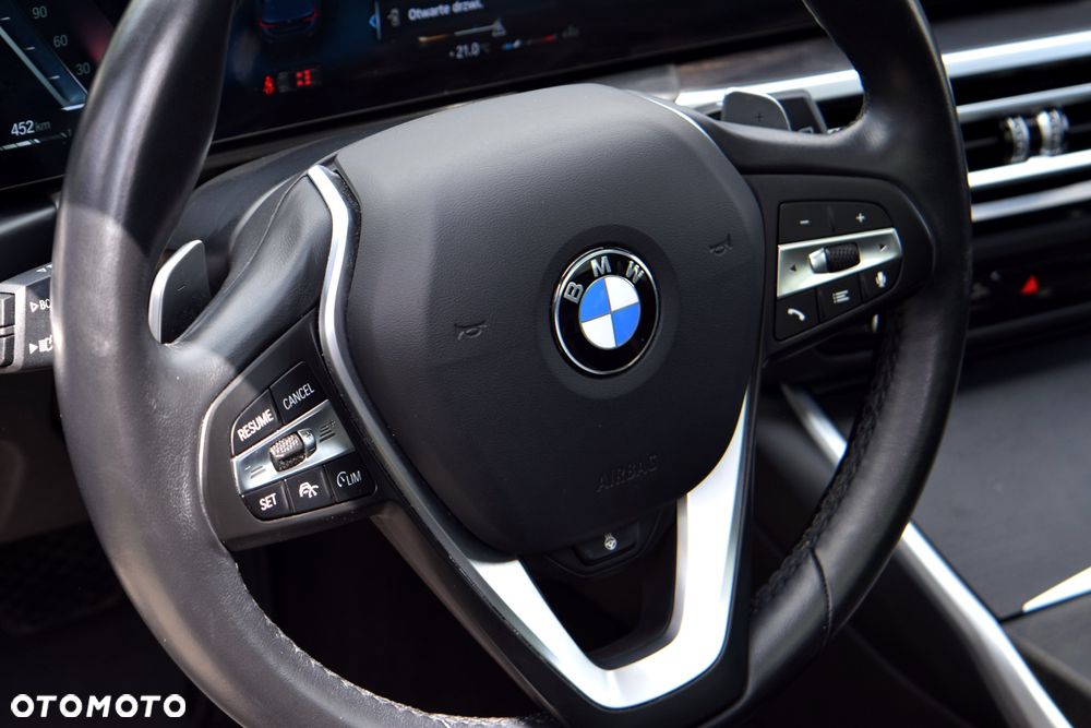 BMW Seria 3 320d xDrive Luxury Line sport - 18