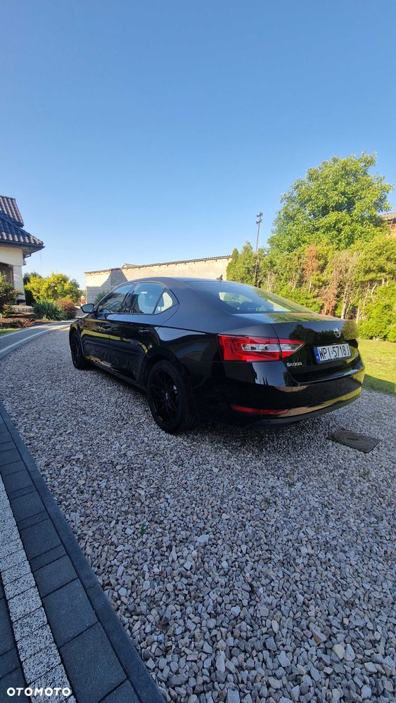 Skoda Superb - 4