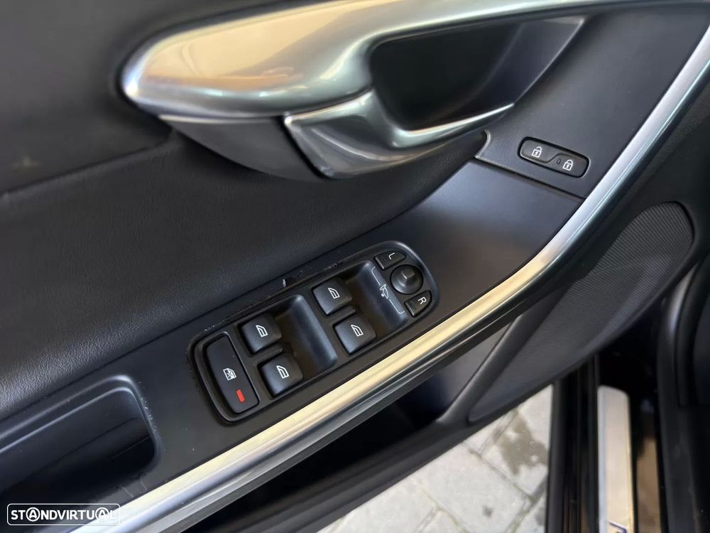 Volvo S60 - 12