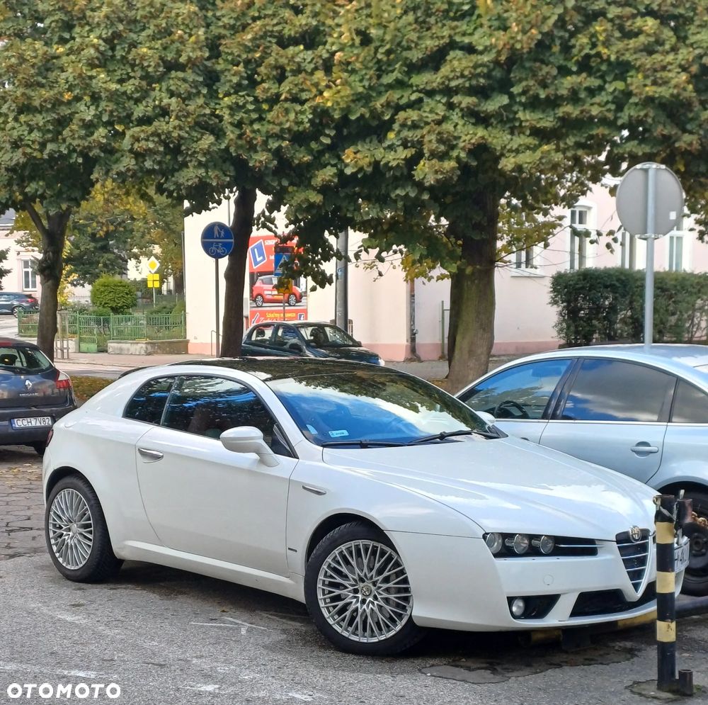 Alfa Romeo Brera 2.4 JTDM 20V DPF Sky View - 11