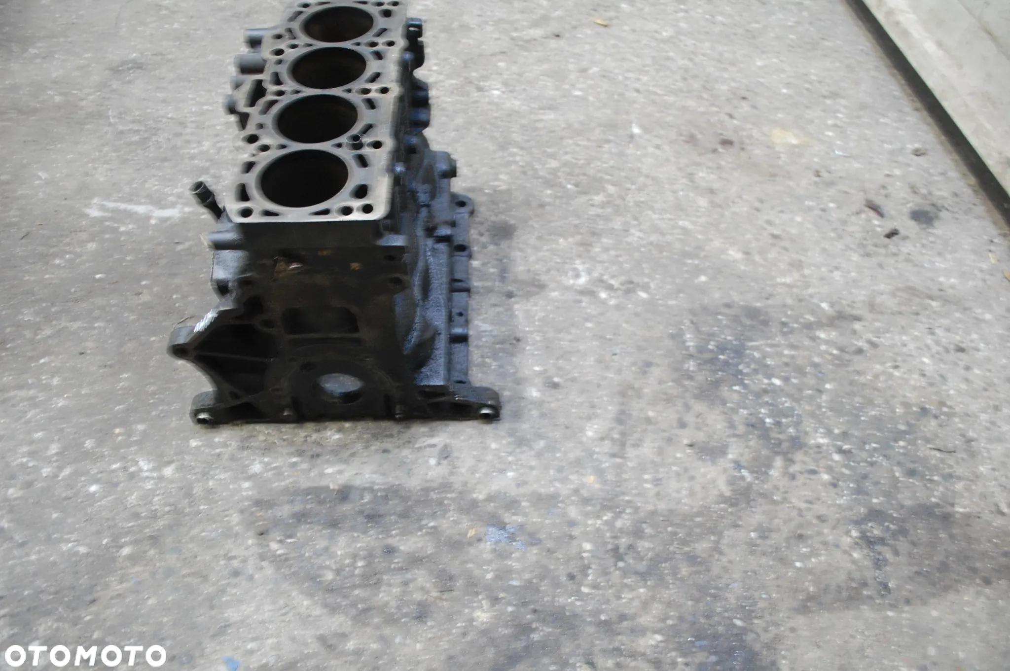 BLOK SILNIKA 1.9 TDI AWX VW PASSAT B5 AUDI A4 B6 - 4