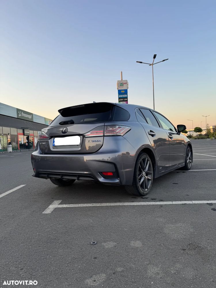 Lexus CT 200h Aut. Luxury - 4