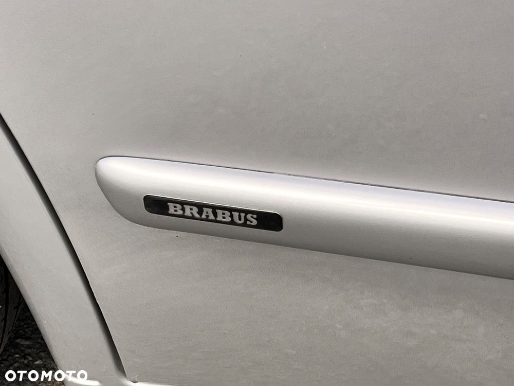 Mercedes-Benz Klasa V - 8