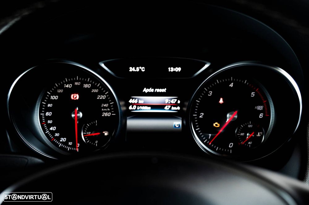 Mercedes-Benz CLA 180 d - 16