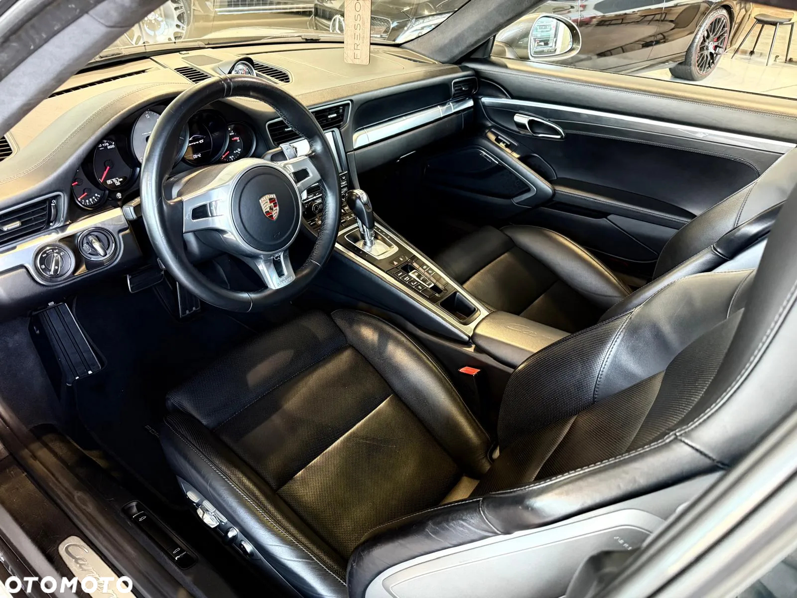 Porsche 911 Carrera 4S PDK - 5