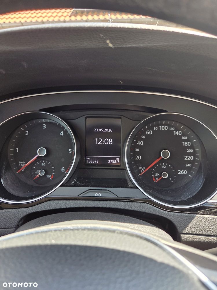 Volkswagen Passat 2.0 TDI SCR Comfortline DSG - 21