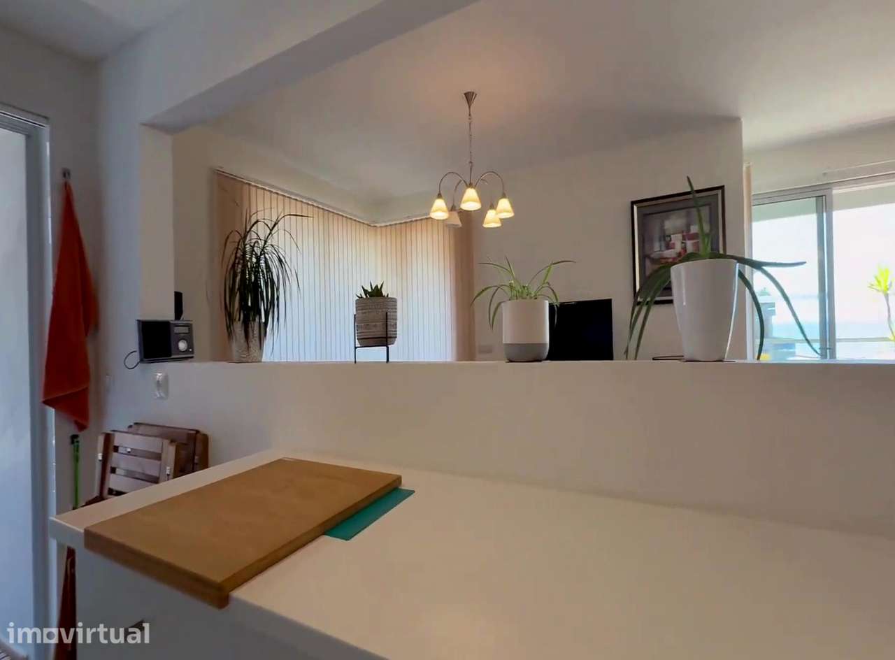 Apartamento T2 com varanda, ar condicionado e elevador Quarteira - Grande imagem: 5/24