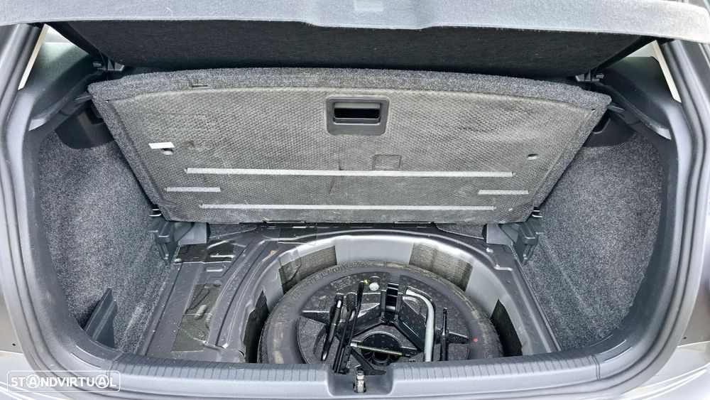 VW Polo 1.0 Trendline - 48