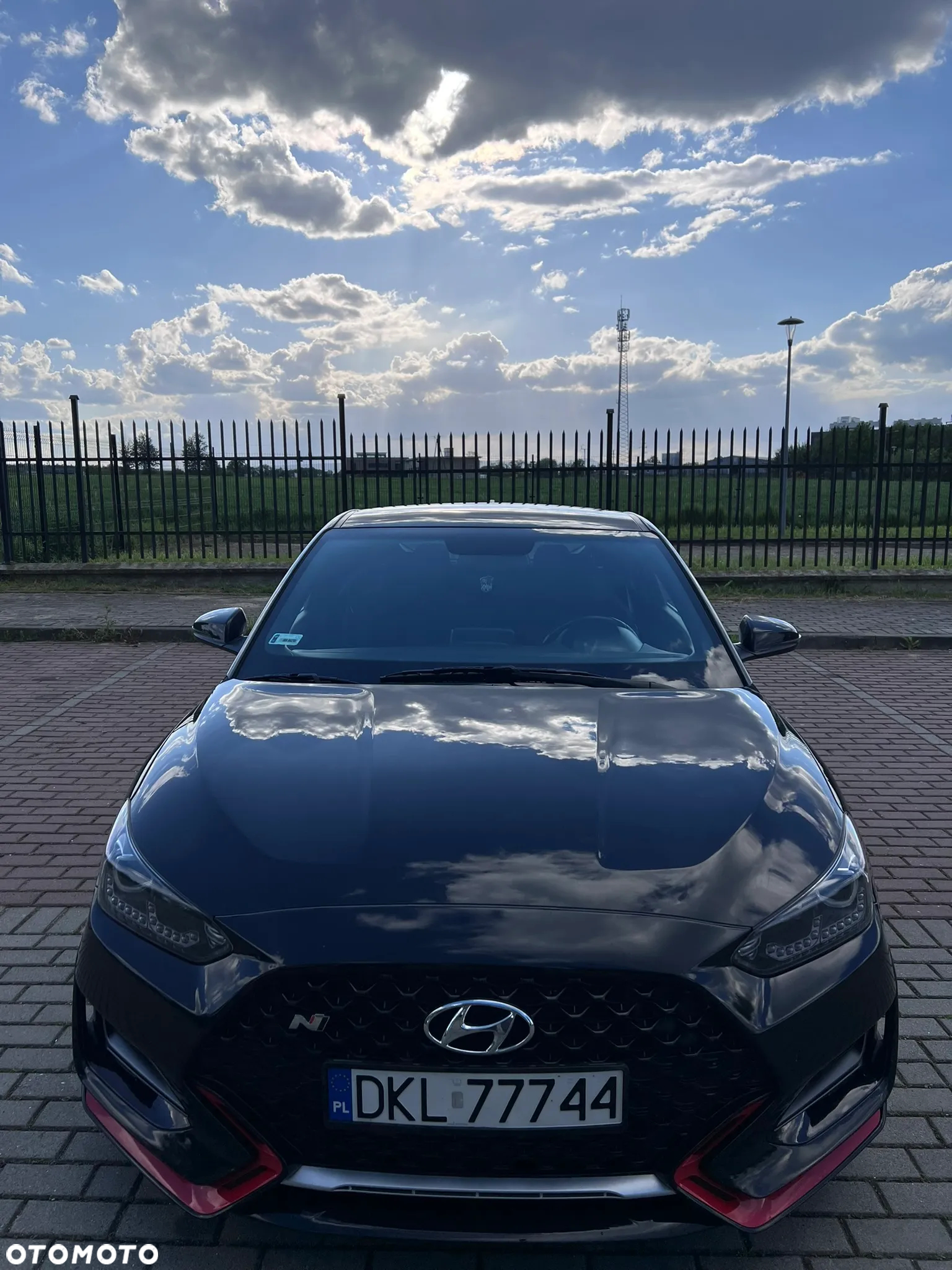 Hyundai Veloster - 24