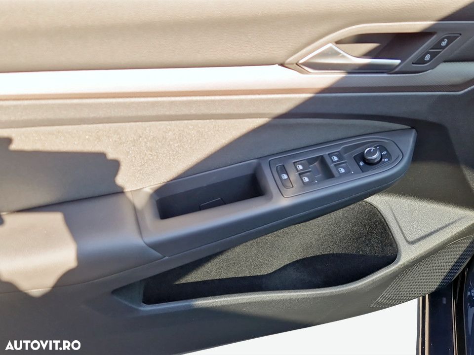 Volkswagen Golf 2.0 TDI DSG Life - 15