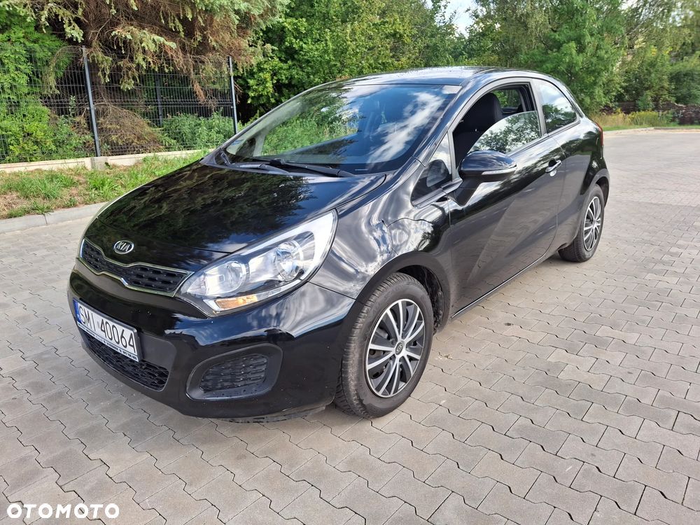 Kia Rio - 10