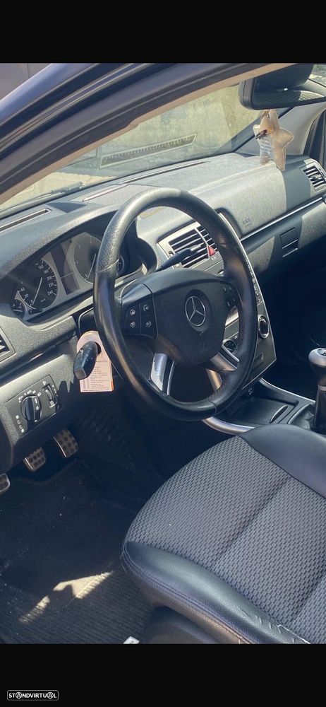 Mercedes-Benz B 180 CDI - 6