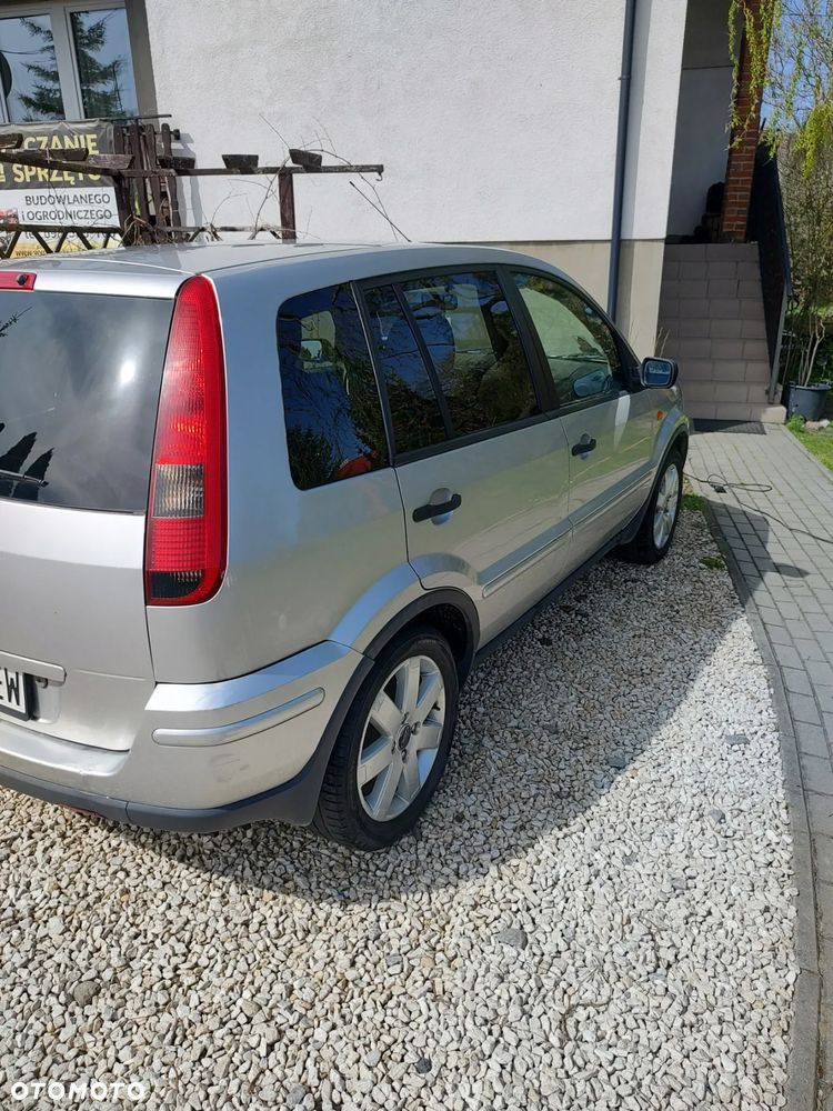 Ford Fusion 1.6 + - 2