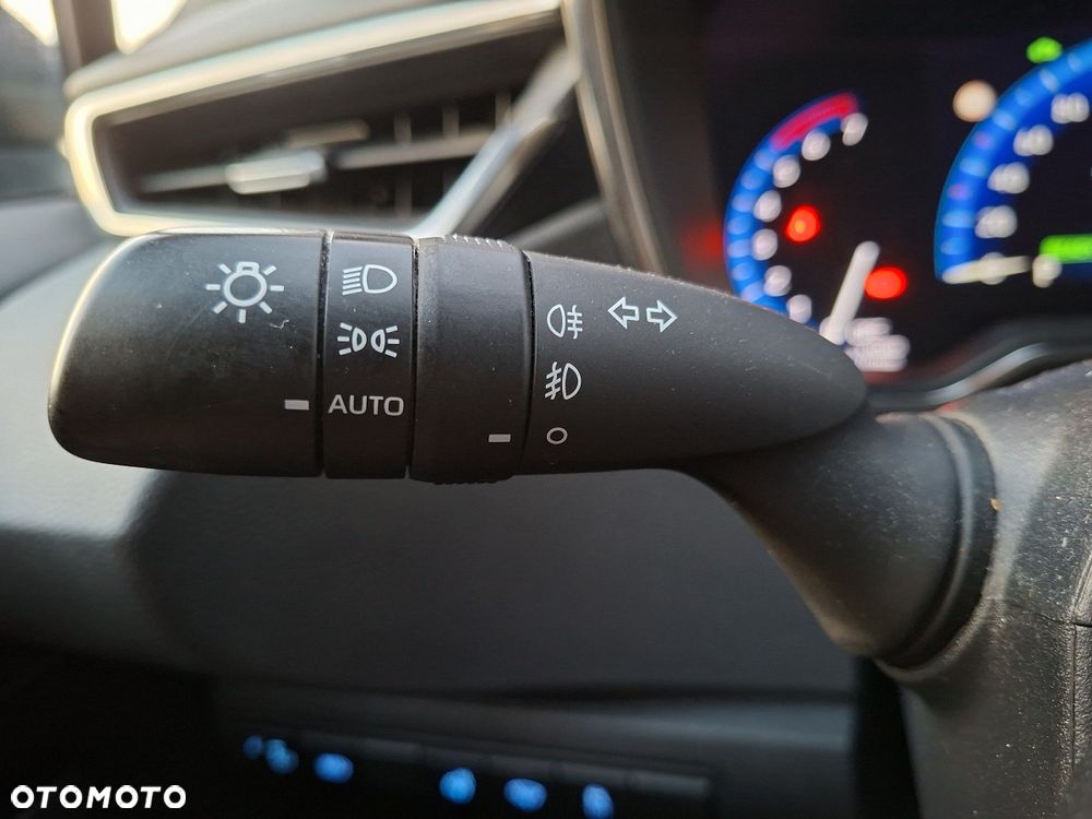 Suzuki Swace 1.8 Hybrid Premium Plus CVT - 18