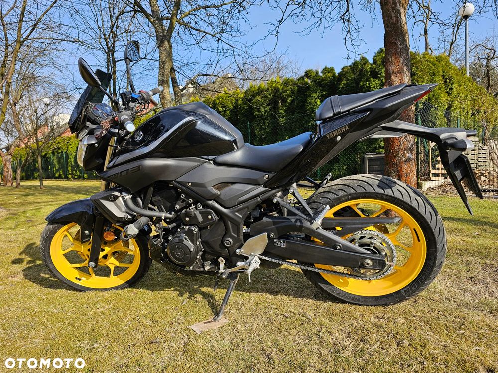 Yamaha MT - 8