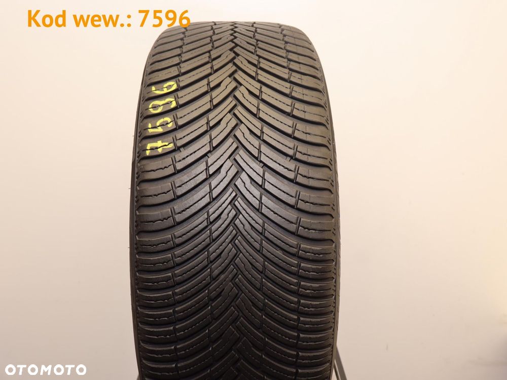 Pirelli AllSeason Cinturato SF3 - 235/40 R19 - 7
