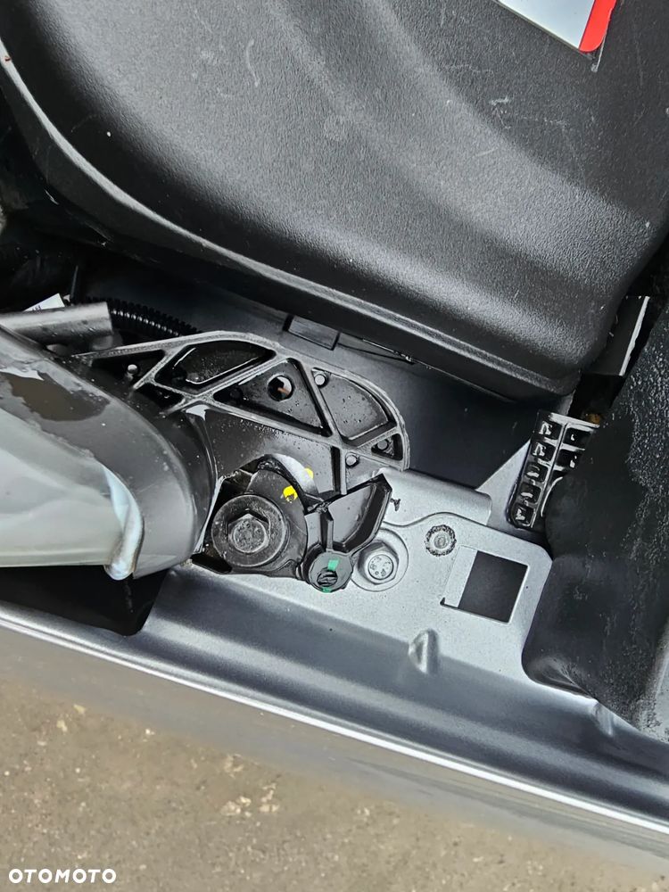 Citroën C4 e-HDi 110 EGS6 98g Stop/Start System Tendance - 18