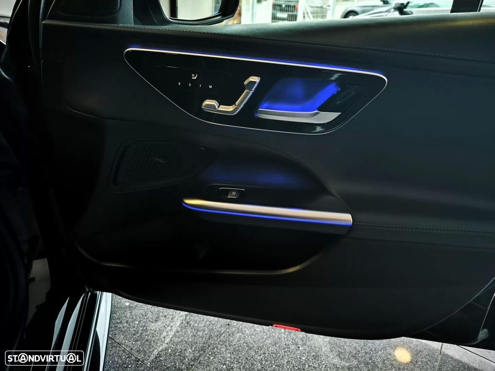 Mercedes-Benz C 300 d AMG Line - 36