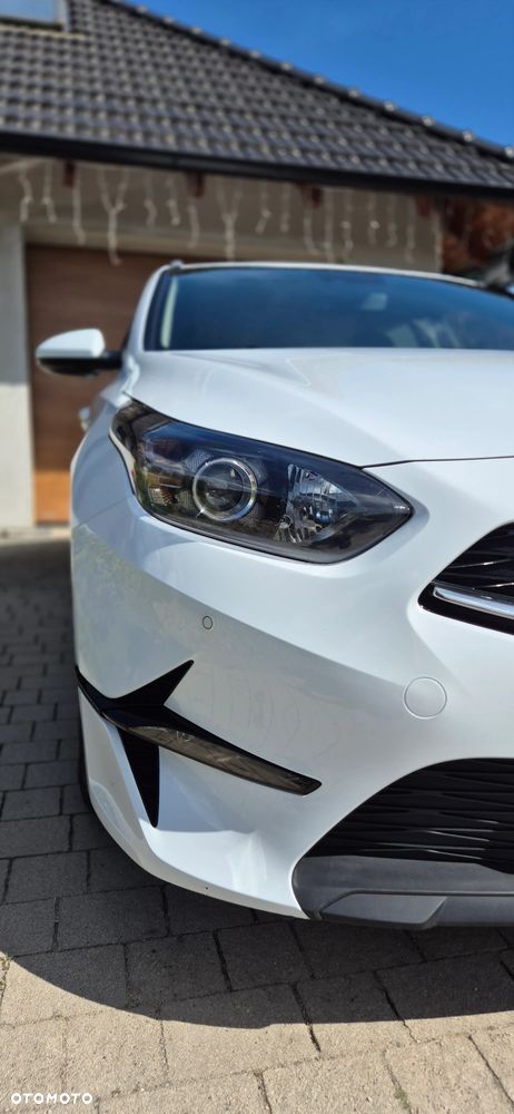 Kia Ceed 1.5 T-GDI M - 5
