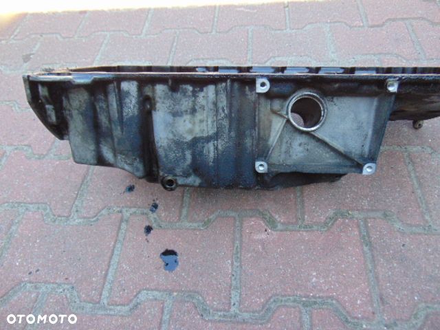 BMW E83 X3 M57N 3.0d MISKA oleju OLEJOWA 7801367 7789677 - 2