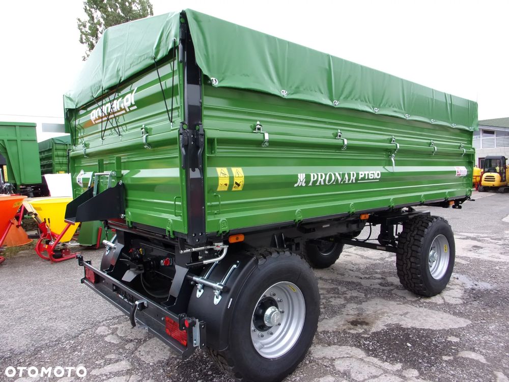 Pronar Przyczepa dwuosiowa paletowa Pronar PT-610 -10-ton, Przyczepa Pronar PT-653/2 - 6-ton z mechanizmem trójstronnego wywrotu, nadstawy, plandeka, balkon - 5