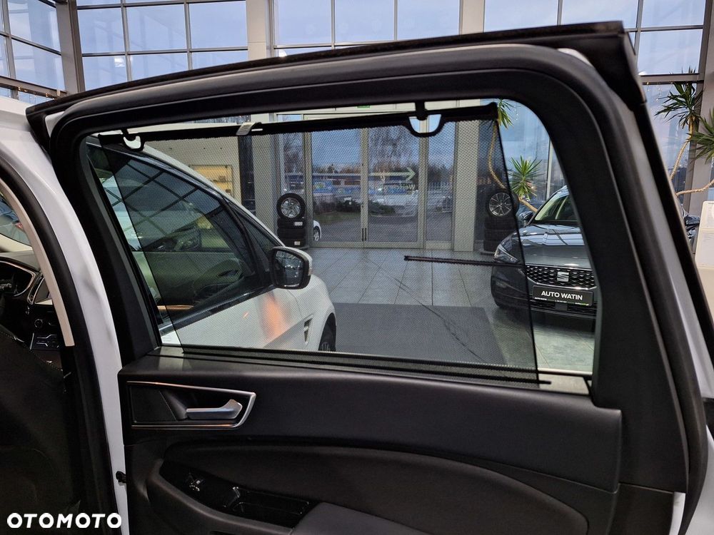 Ford S-Max 2.0 EcoBlue Titanium - 21