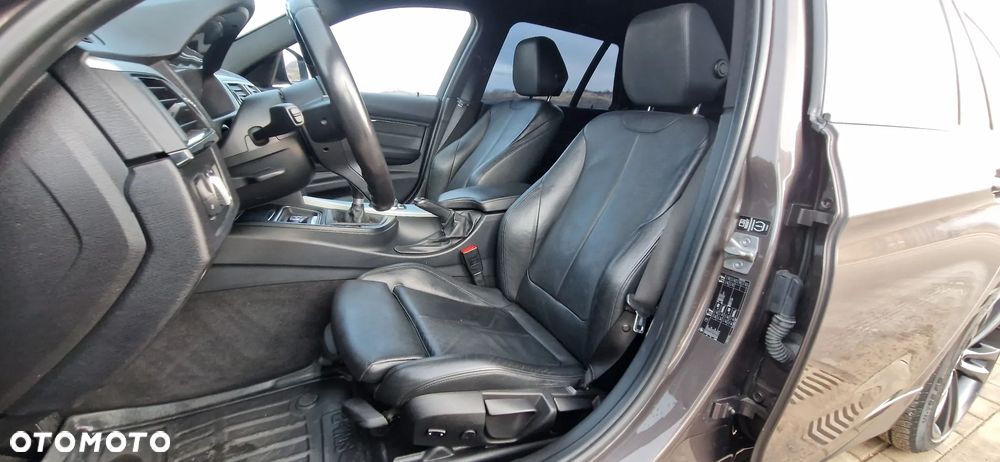 BMW Seria 3 318d DPF Edition Sport - 8