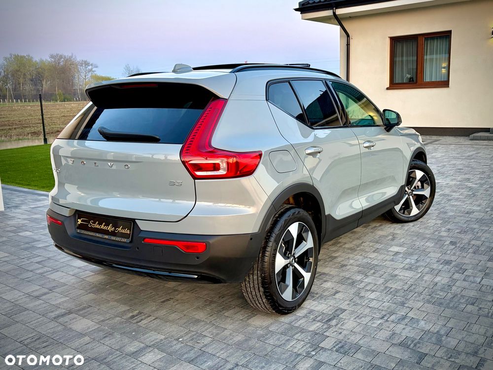Volvo XC 40 B3 B DKG Plus Dark - 18