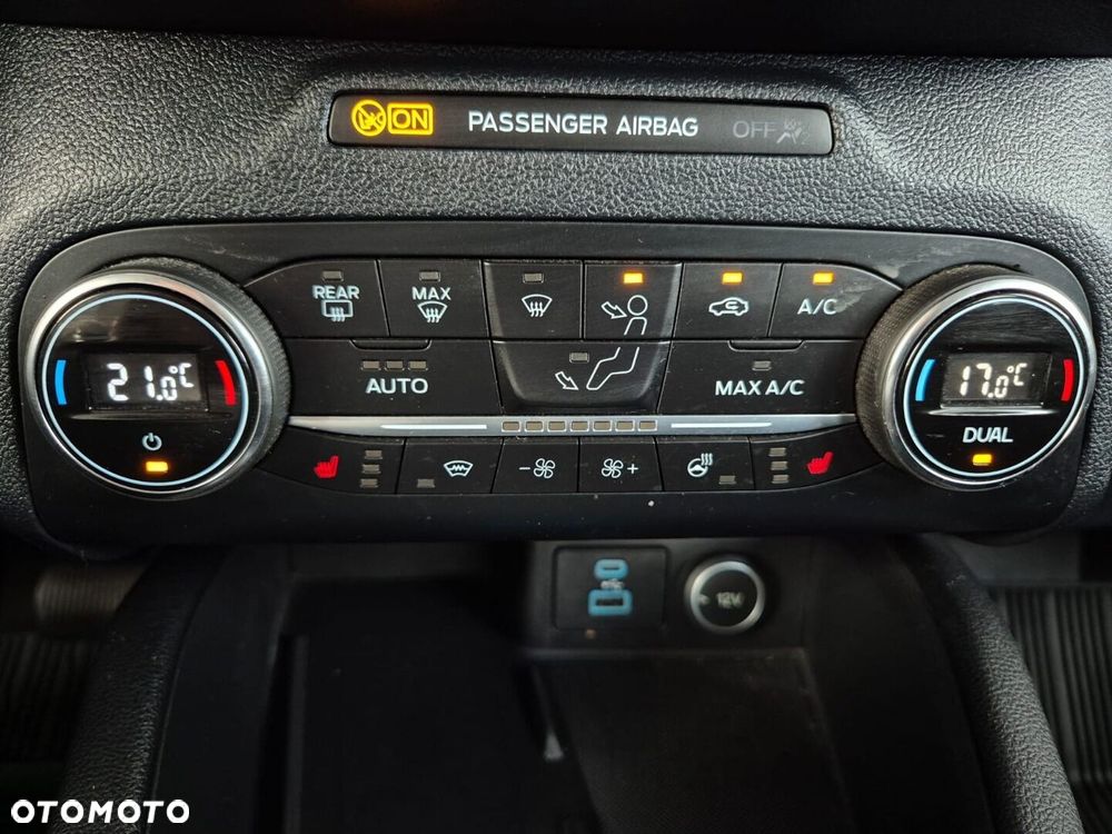 Ford Kuga 2.0 EcoBlue AWD Titanium - 23