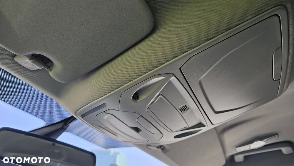 Ford S-Max 2.0 TDCi DPF Titanium - 18