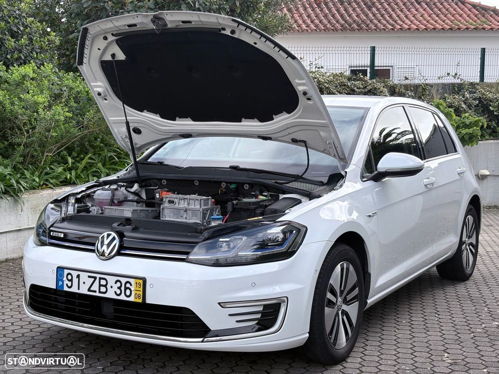 VW e-Golf AC/DC - 16