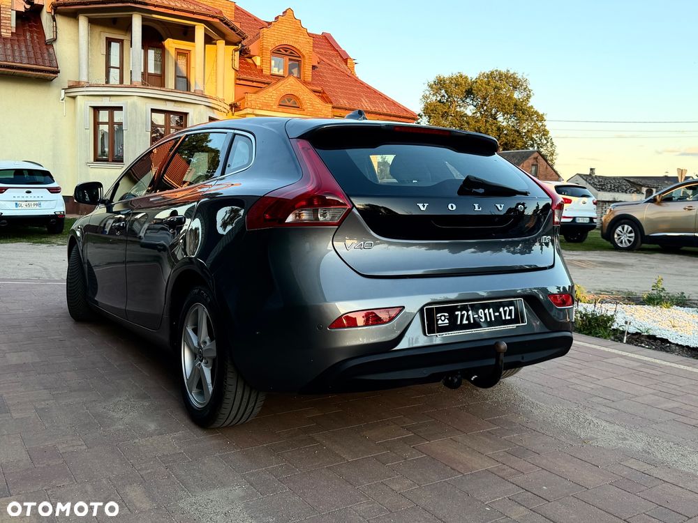 Volvo V40 D2 Powershift Kinetic - 11