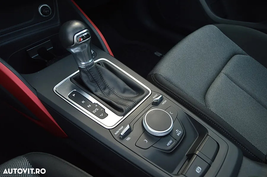 Audi Q2 2.0 TDI quattro S tronic design - 31
