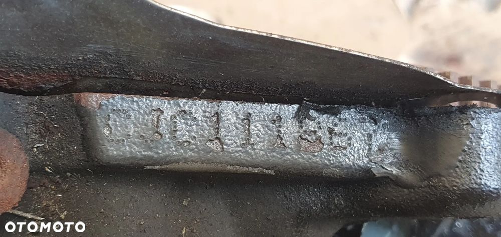 Silnik słupek blok silnika Audi A4 B8 2.0 TDI CJCA - 8