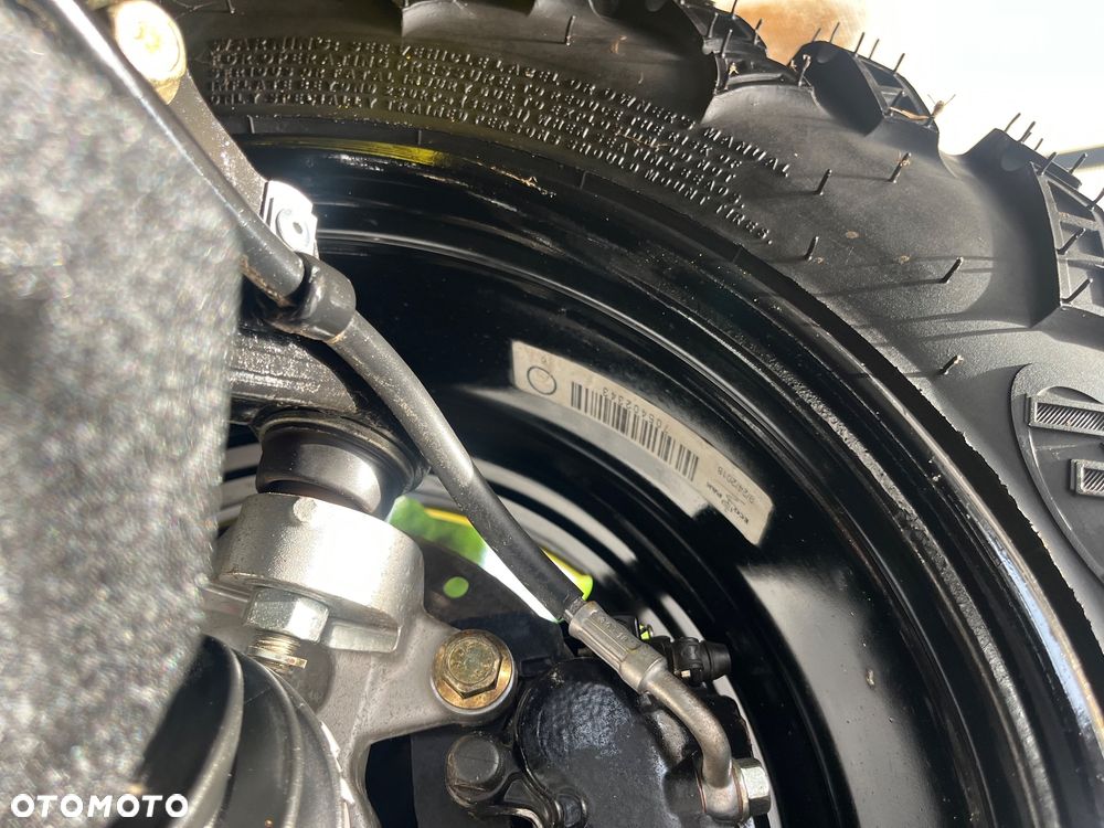 Can-Am Outlander Max - 23