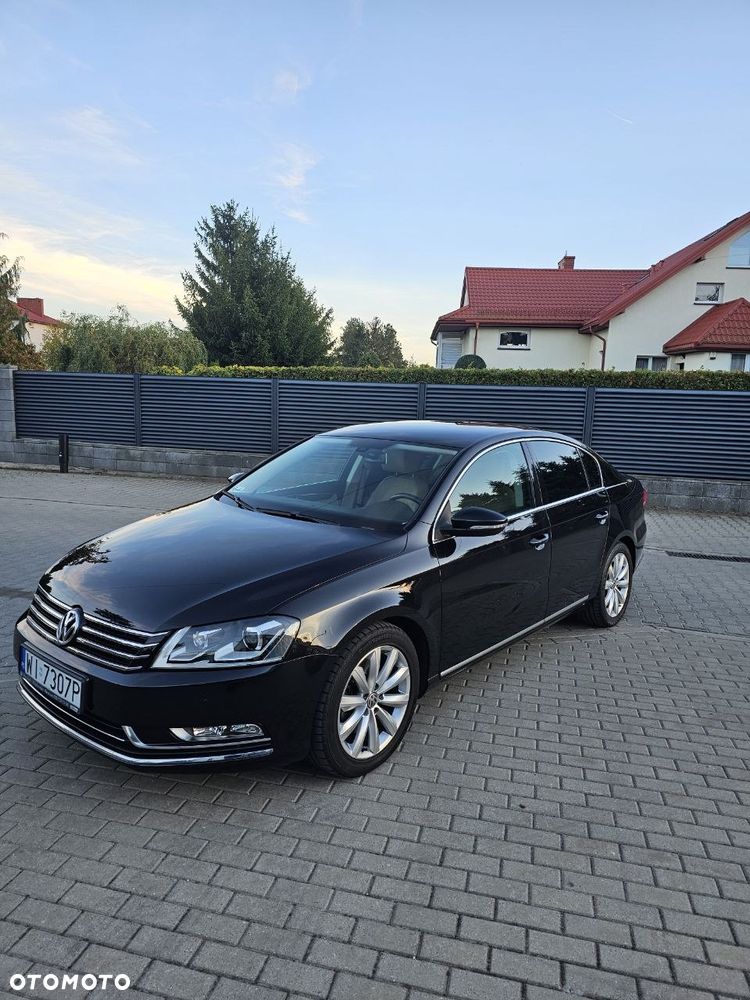 Volkswagen Passat 2.0 TSI Highline DSG - 2