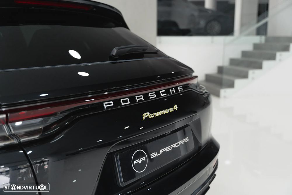 Porsche Panamera Sport Turismo 4 E-Hybrid Platinum Edition PDLS - 16