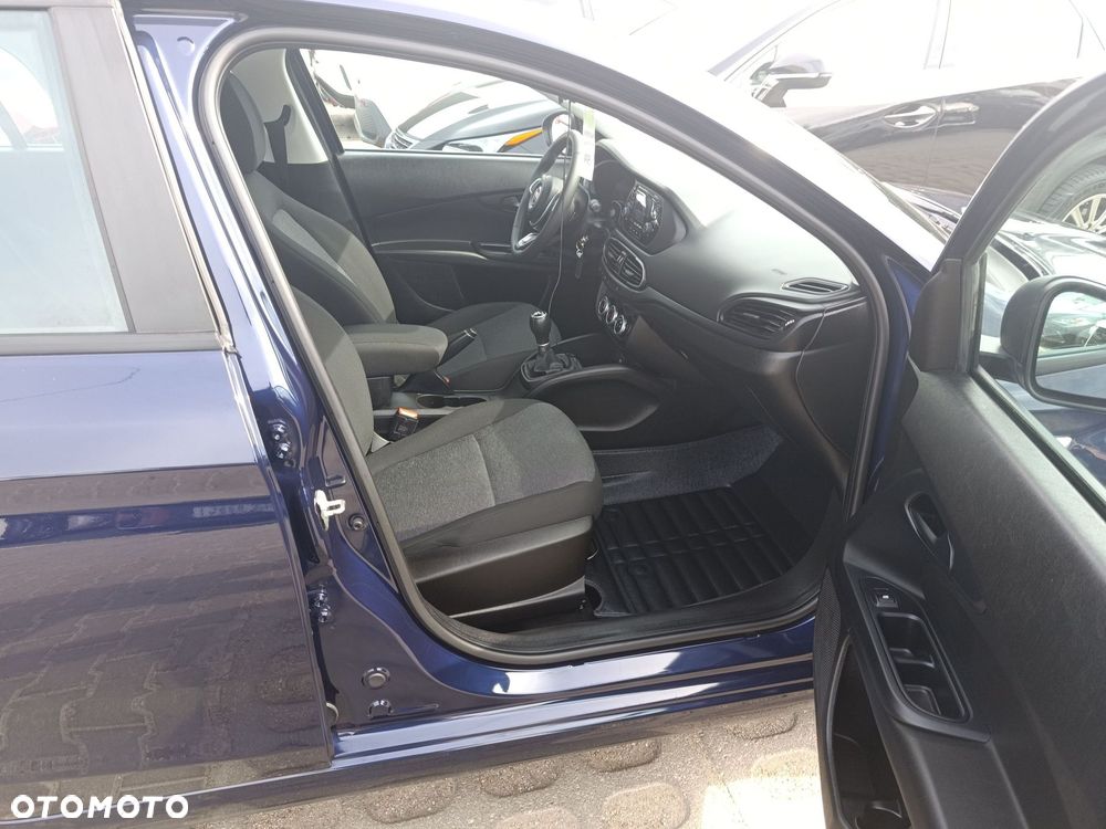 Fiat Tipo 1.0 T3 - 16