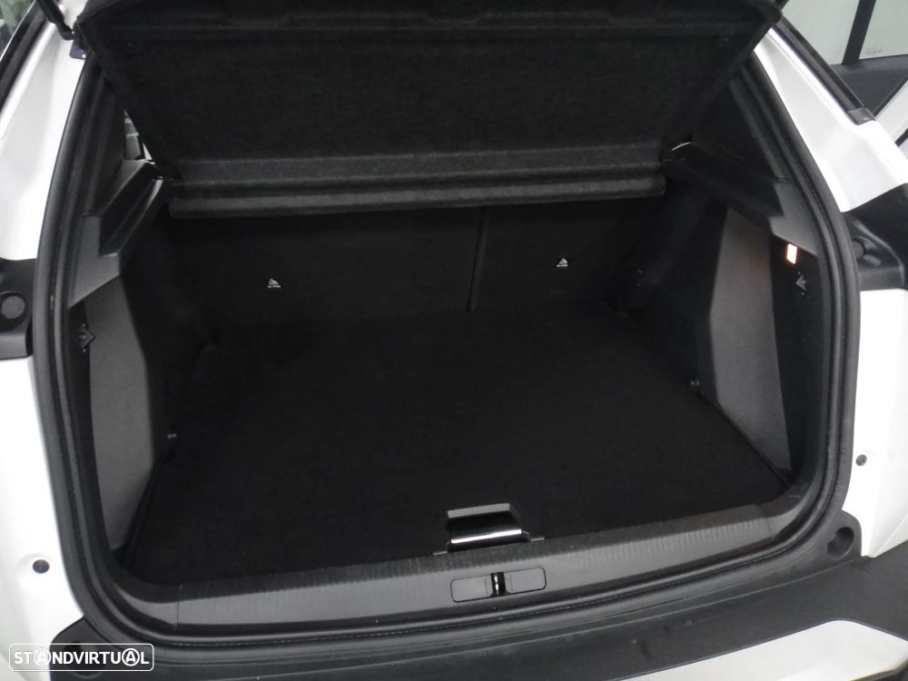 Peugeot e-2008 50 kWh GT Line - 15