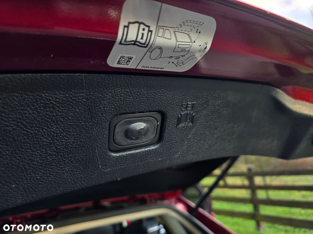 Ford Edge 2.0 TDCi Bi-Turbo 4x4 Titanium - 33