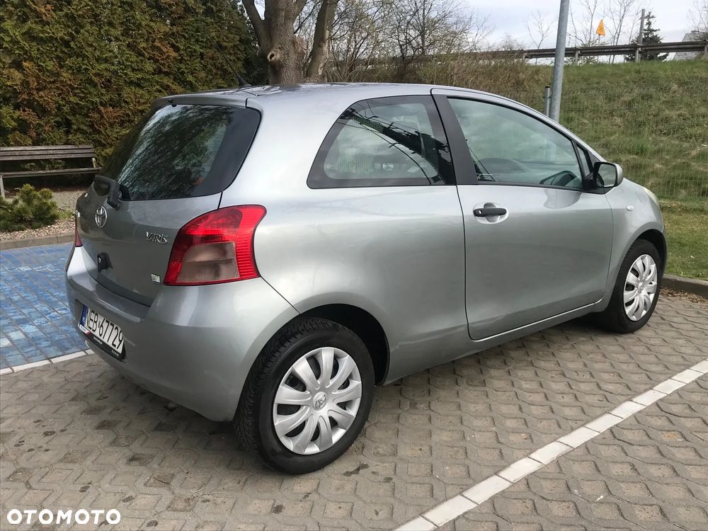 Toyota Yaris 1.0 Terra A/C - 6