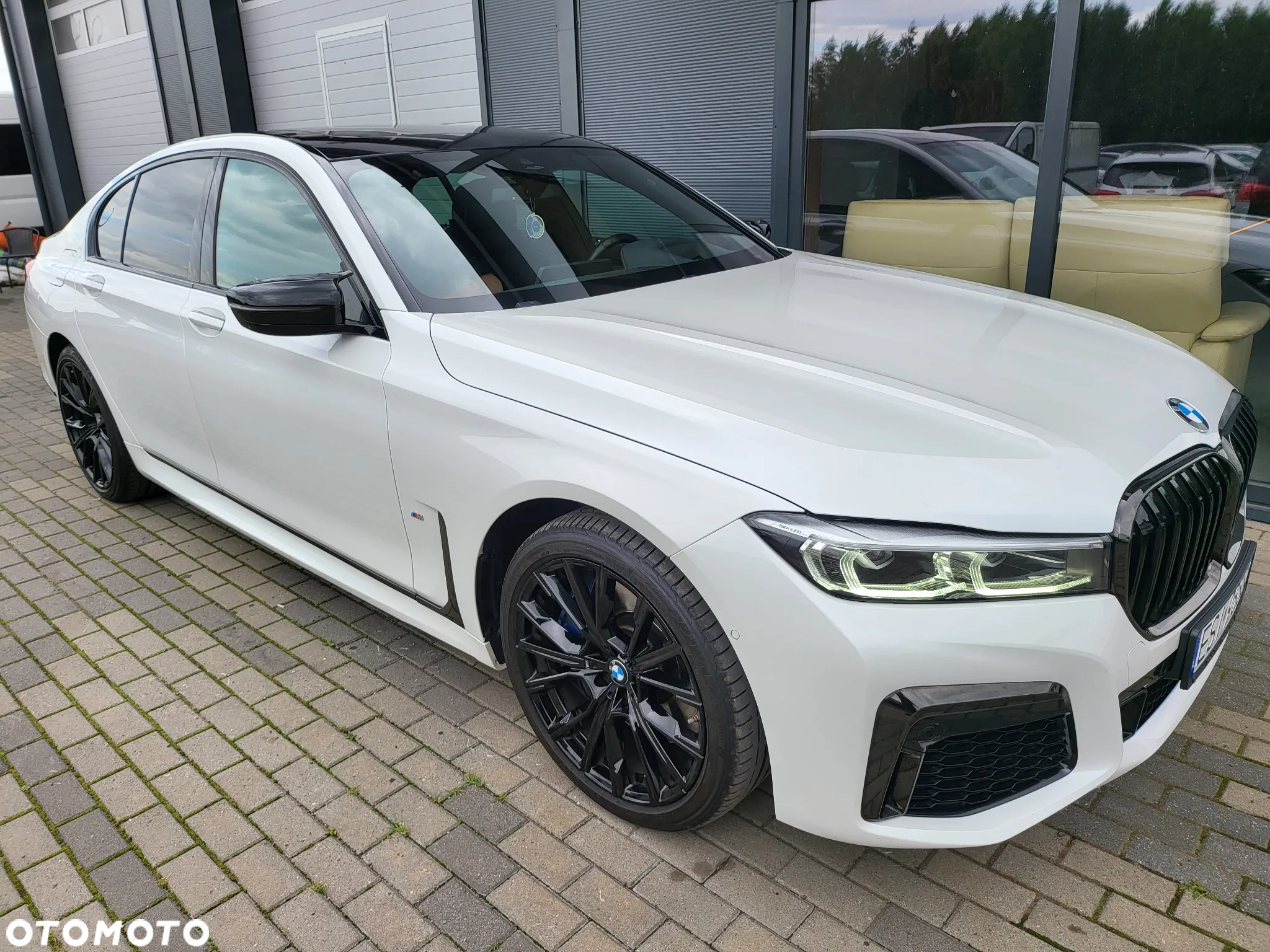 BMW Seria 7 730d xDrive sport - 25