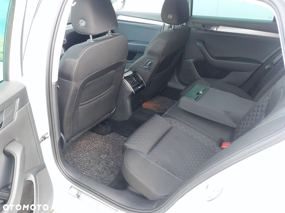 Skoda Superb - 16