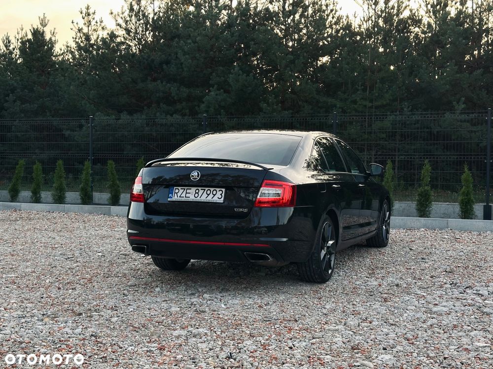 Skoda Octavia 2.0 TSI (Green tec) DSG RS - 27