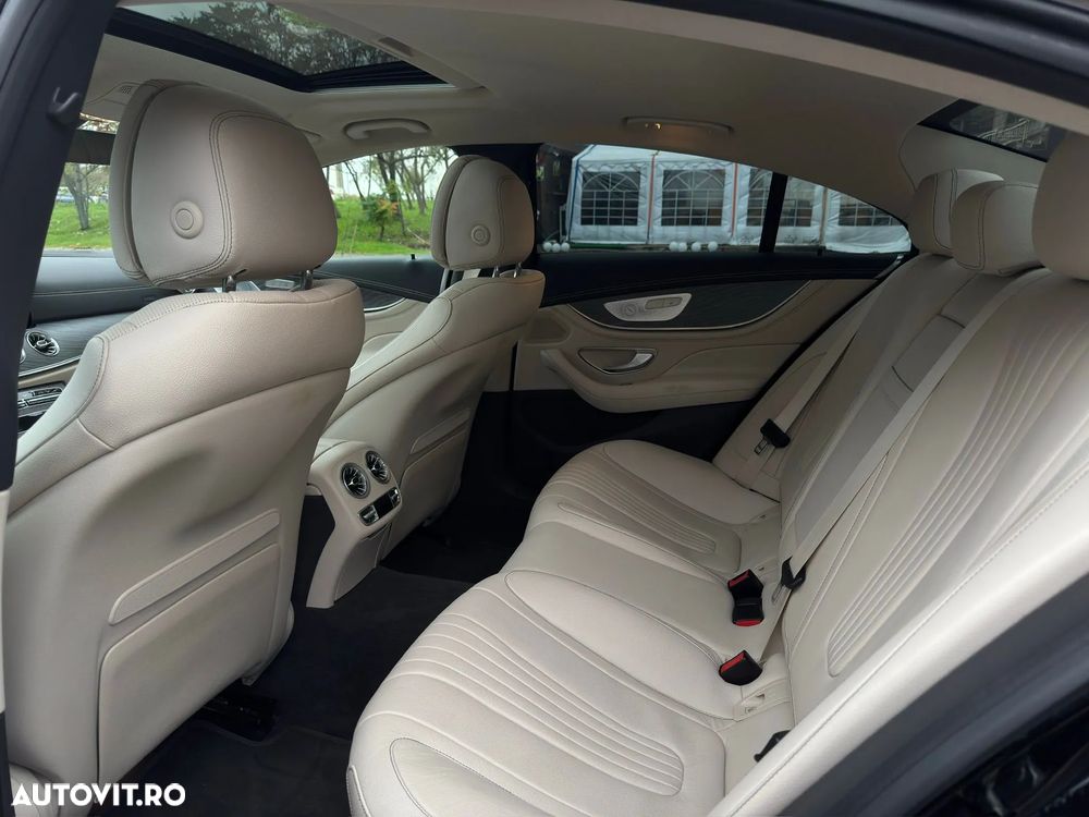 Mercedes-Benz CLS 450 4MATIC Aut - 13